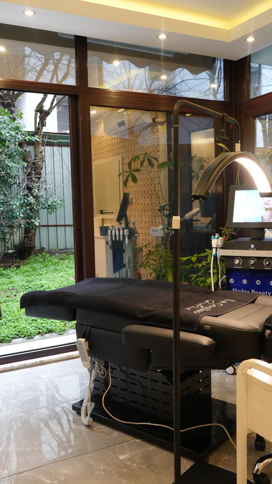 lacoulisse-cilt-bakim-odasi-mobil